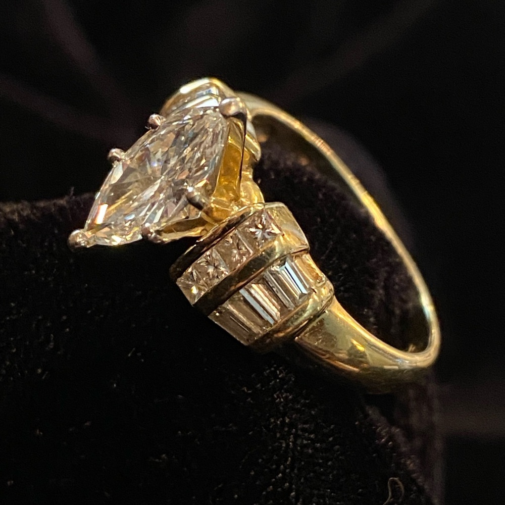 Genuine diamond wedding ring, 1ct marquee, princess & baguettes 14KT gold 1.87ct - Picture 4 of 9